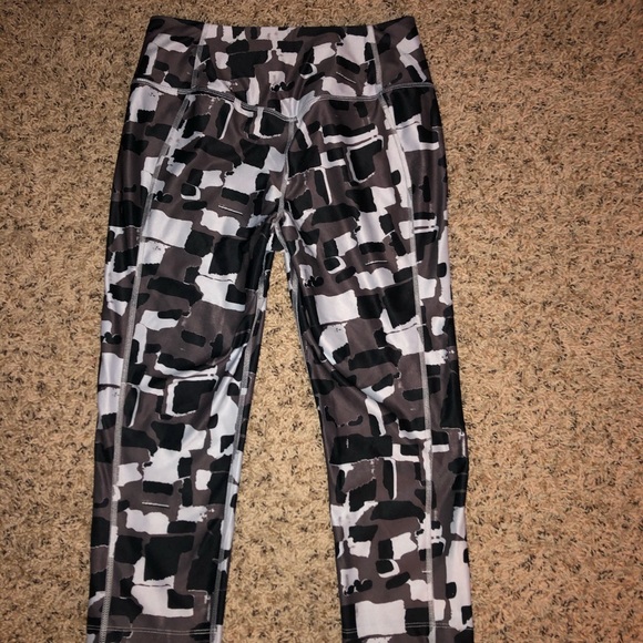 Nike Dry Fit Leggings - Picture 5 of 6